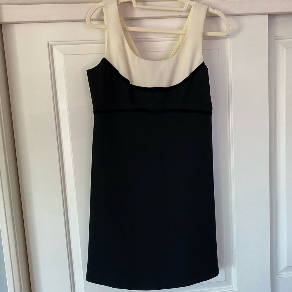 Donna Rocco Black and White dress with little bows detail